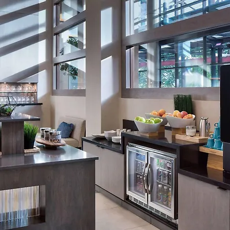 Wyndham Atlanta Buckhead Hotel & Conference Center-2